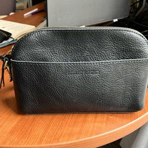 EUC Portland Leather Black Pebbled Eclipse Crossbody